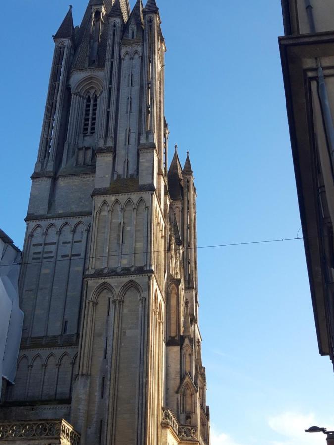 Agreables Chambres Independantes - Coutances Centre Kültér fotó